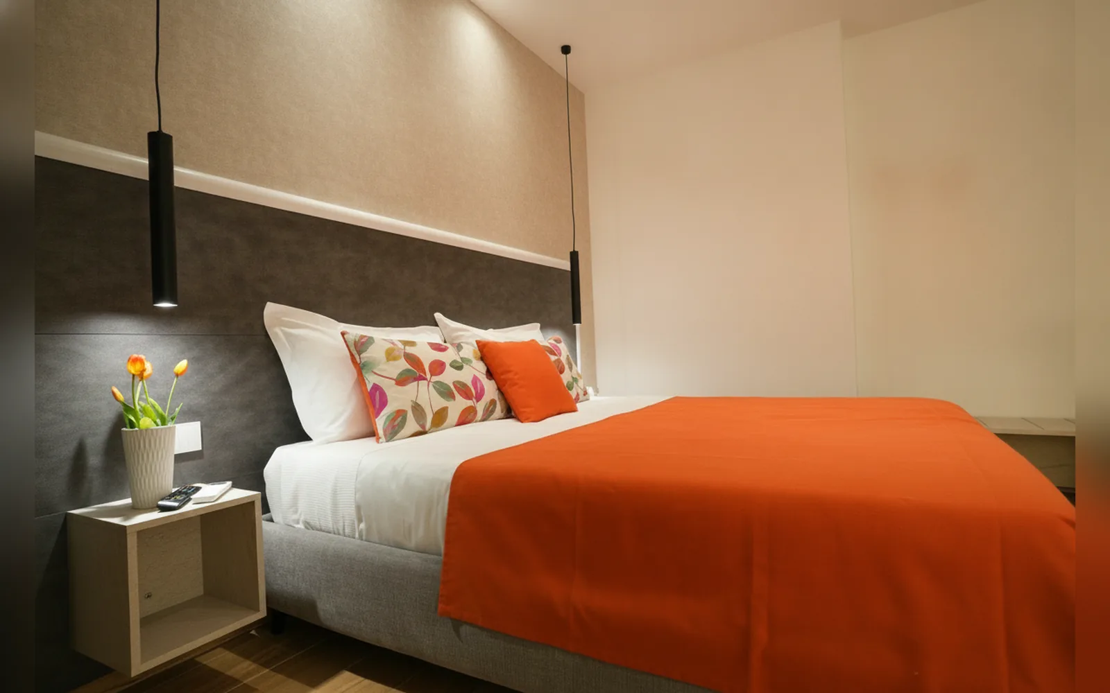Camera con bagno privato — Enea Suite, Trapani (Sicilia) (foto 31)