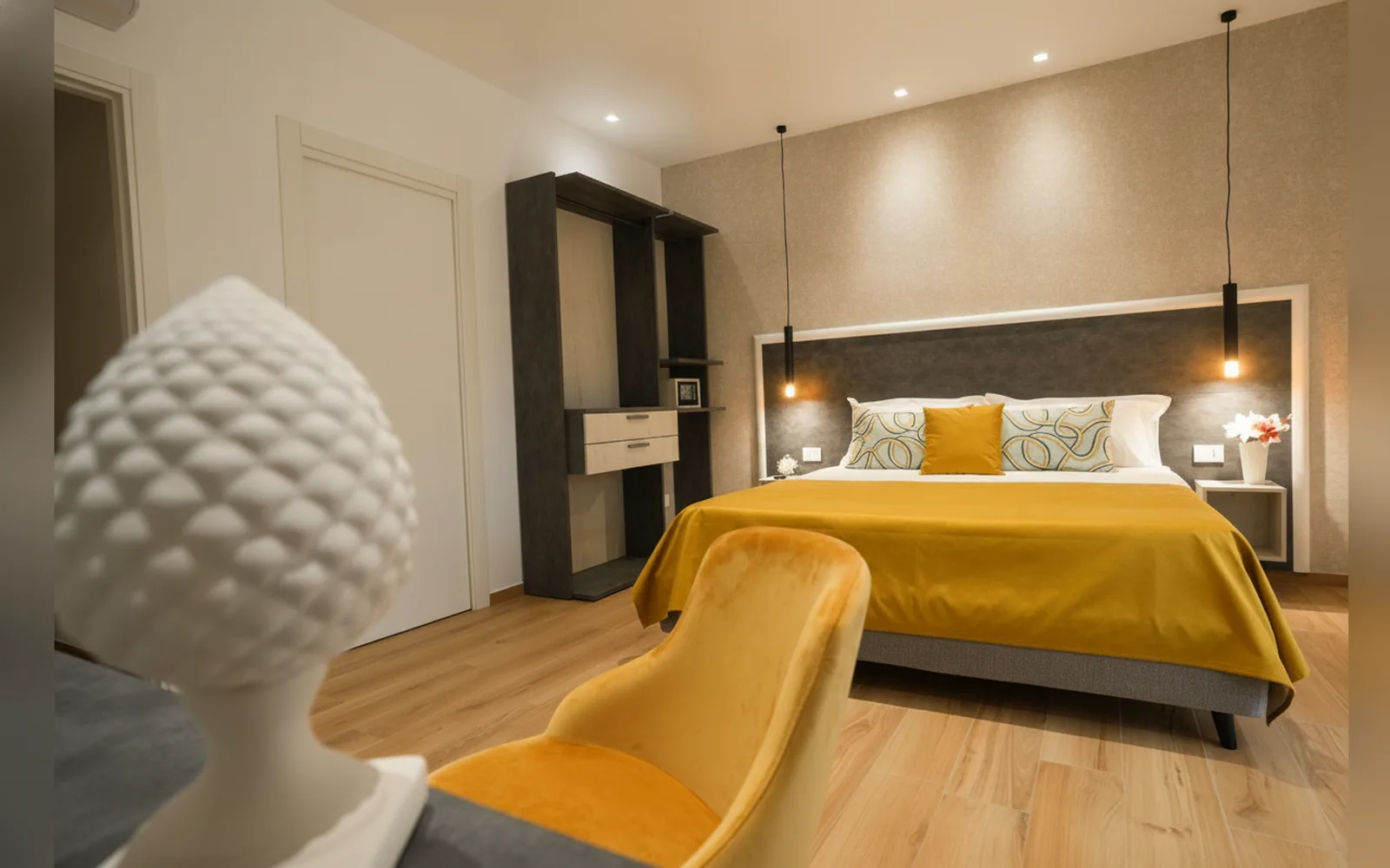 Camera con bagno privato — Enea Suite, Trapani (Sicilia) (foto 34)