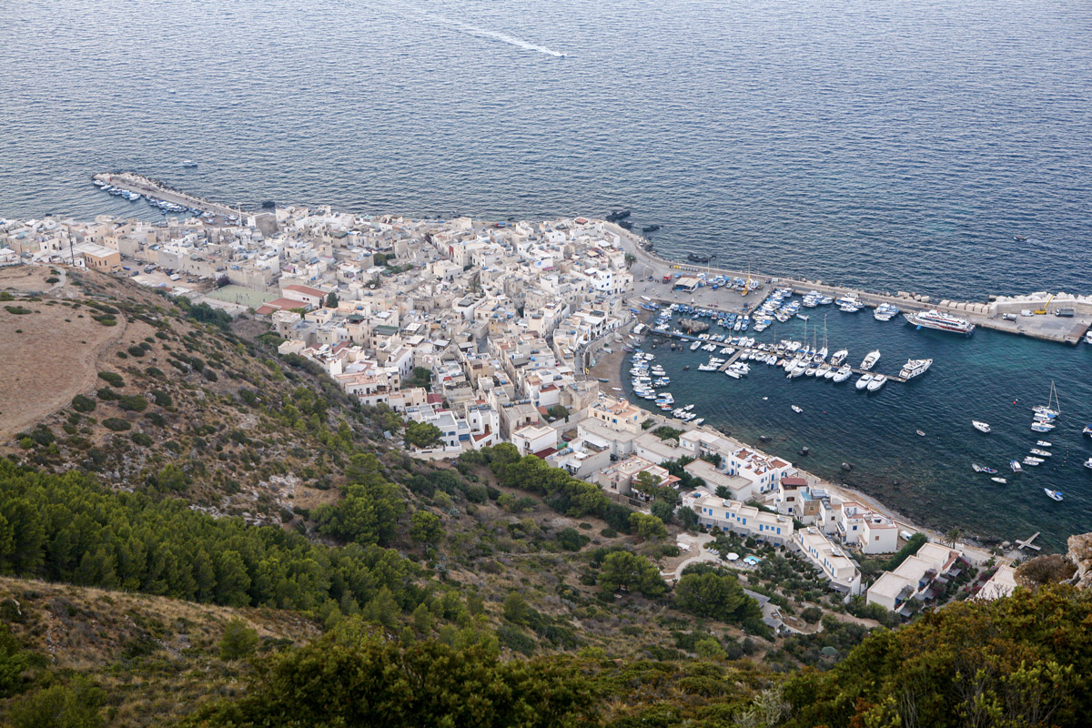 Cosa visitare a Trapani e dintorni - Luoghi vicino Trapani - Le Isole Egadi - Spiagge vicino Trapani - Favignana Levanzo Marettimo