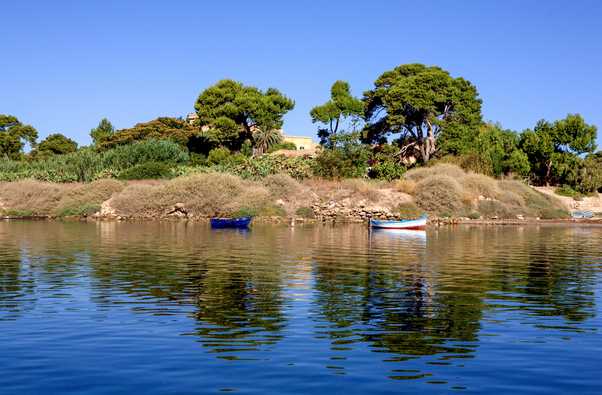 Cosa visitare a Trapani e dintorni - Luoghi vicino Trapani - Mozia isola imbarcadero